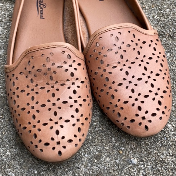 *SOLD*Lucky Brand Leather Flats - Picture 3 of 6